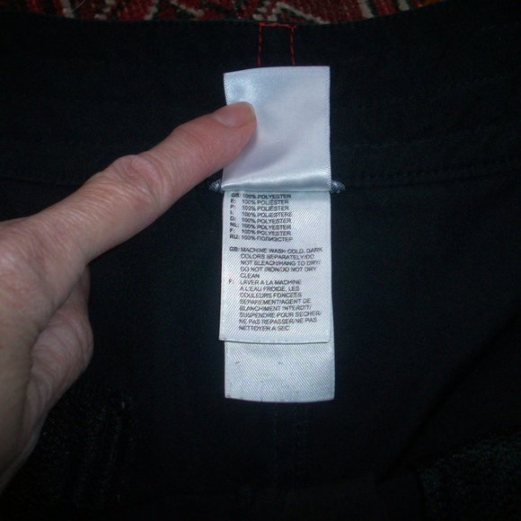 North Face Women's Sz 10 Shorts Lightweight Zipper Pocket Quick Dry Poly Black - Picture 4 of 9